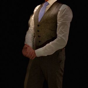 Brooks Brothers 1818 Milano 3 piece gray suit